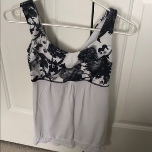 Lululemon athletic top